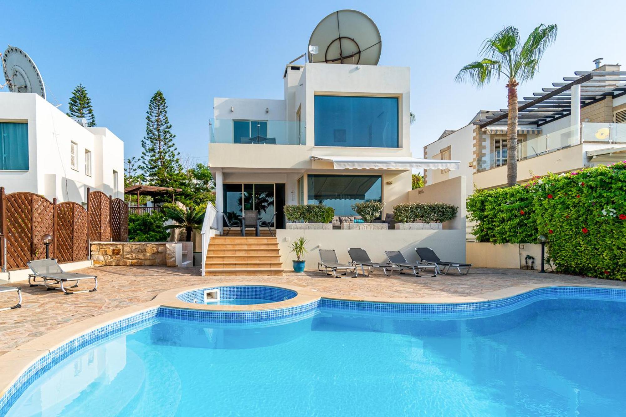 Beach Front Villa Mer Blu By Ezoria Villas Mercan Koyu Dış mekan fotoğraf